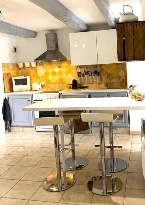 Joli T2 Jardin, Entre Mer/Verdon Salernes Exterior photo